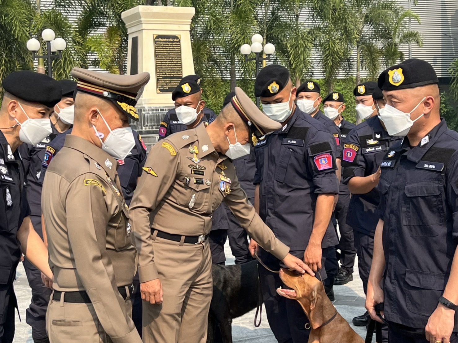 "พล.ต.ท.ต่อศักดิ์" ตรวจราชการ และให้กำลังใจขรก.ตำรวจ กก.สุนัขตำรวจ สน.ดอนเมือง