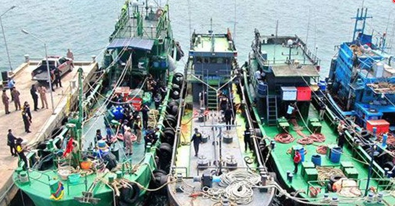 เจอแล้ว!! ‘เรือน้ำมันเถื่อน’ 3 ลำหาย จากท่าเทียบเรือตำรวจน้ำสัตหีบ