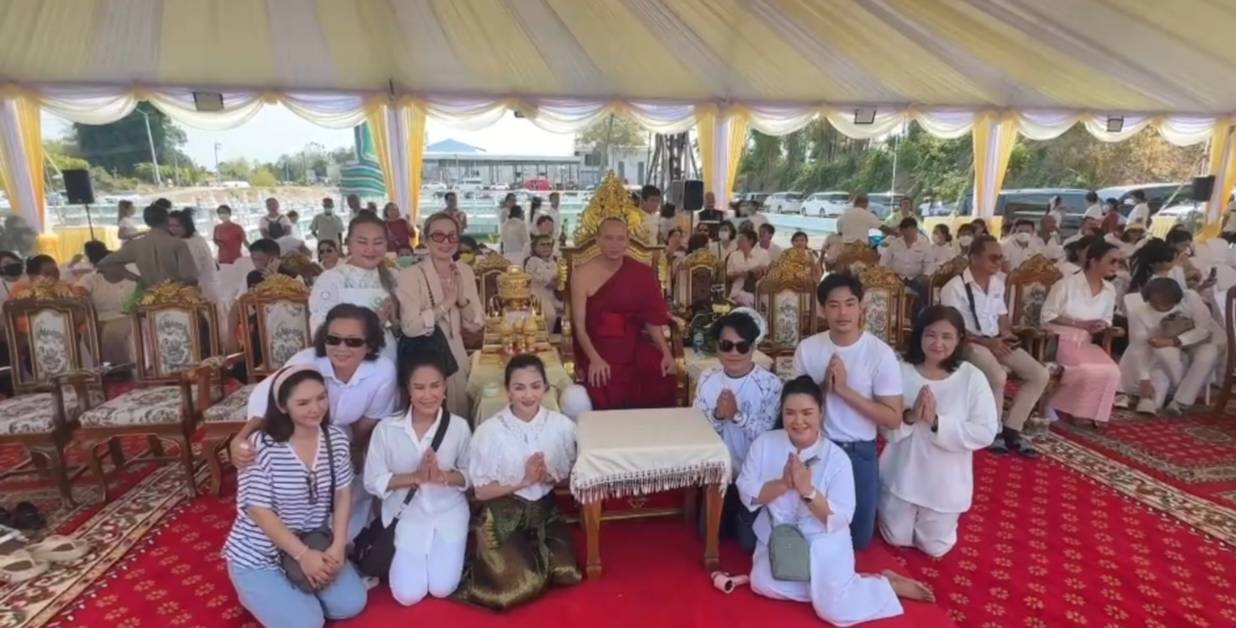 ศิลปินดาราแห่ร่วมงานเททองพระโมคคัลลาและพระสารีบุต