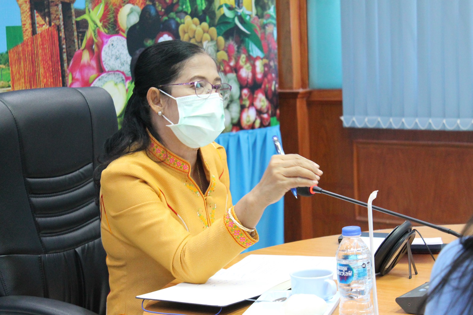 พาณิชย์ศรีสะเกษประชุมเซลล์แมนจังหวัดแนะวิธีสั่งจองทุเรียนภูเขาไฟของดีศรีสะเกษ