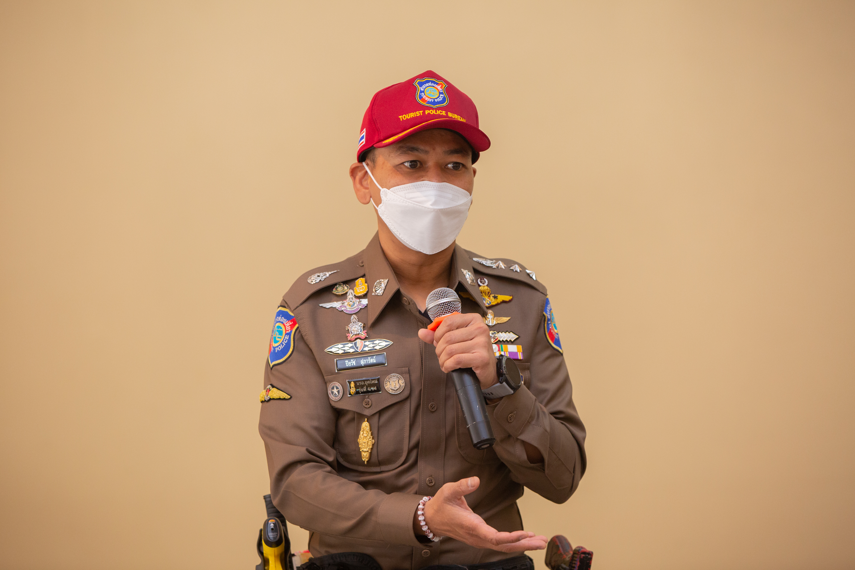 เสริมเขี้ยวเล็บตำรวจท่องเที่ยว!  ผบช.ทท.เปิดการฝึกอบรมการใช้ปืนไฟฟ้า TASER X2 และยุทธวิธีตำรวจ