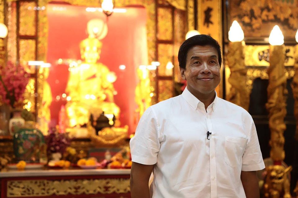 "ชัชชาติ" ปัดข่าวจับมือ "กรณ์" ให้กำลังใจเส้นทางการเมืองใหม่