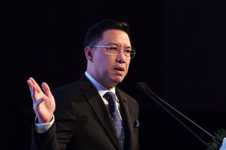 "พุทธิพงษ์" สั่งกระทรวงดีอีเก็บหลักฐานเตรียมเอาผิดพวกหมิ่นสถาบัน