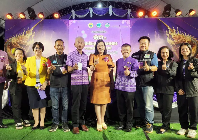 อบจ.บึงกาฬ จัดงาน 13 ปี เปิดประตูสู่นครนาคา ออกพรรษาบึงกาฬ