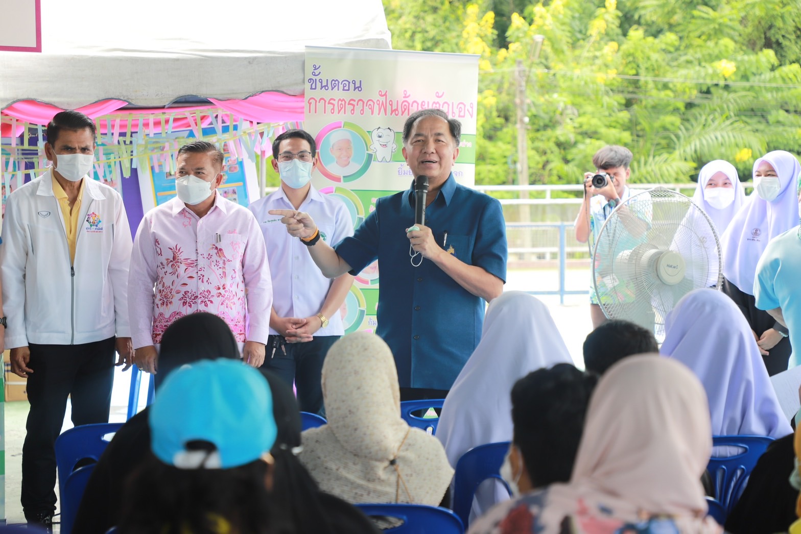 “สถาบันปิดทองหลังพระฯ” นำคณะทันตแพทย์จุฬาฯ ออกหน่วยทันตกรรมพระราชทาน​ ถวายเป็นพระราชกุศล