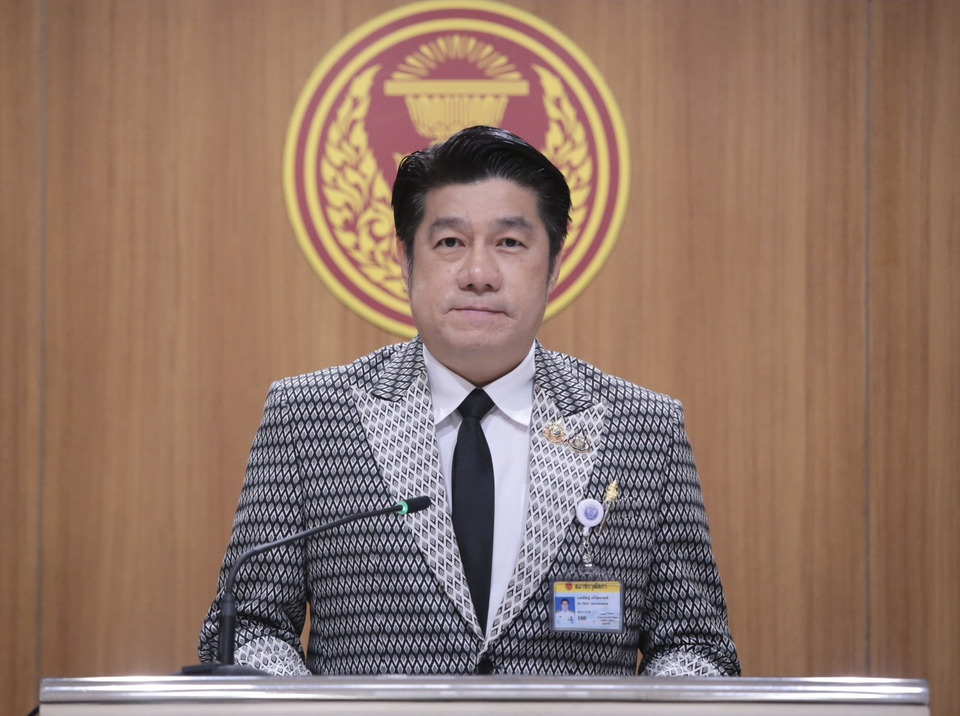 "วิปวุฒิสภา" เบรก "ฝ่ายค้าน" ปมจี้นายกฯ ลาออก ย้ำไม่ก้าวล่วงศาล รธน. วินิจฉัย พ.ร.บ.กู้เงิน 4 แสนล้านวันนี้