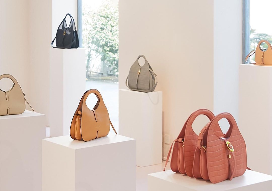 Coccinelle คอลเลคชั่นฤดูใบไม้ผลิ/ฤดูร้อน 2022