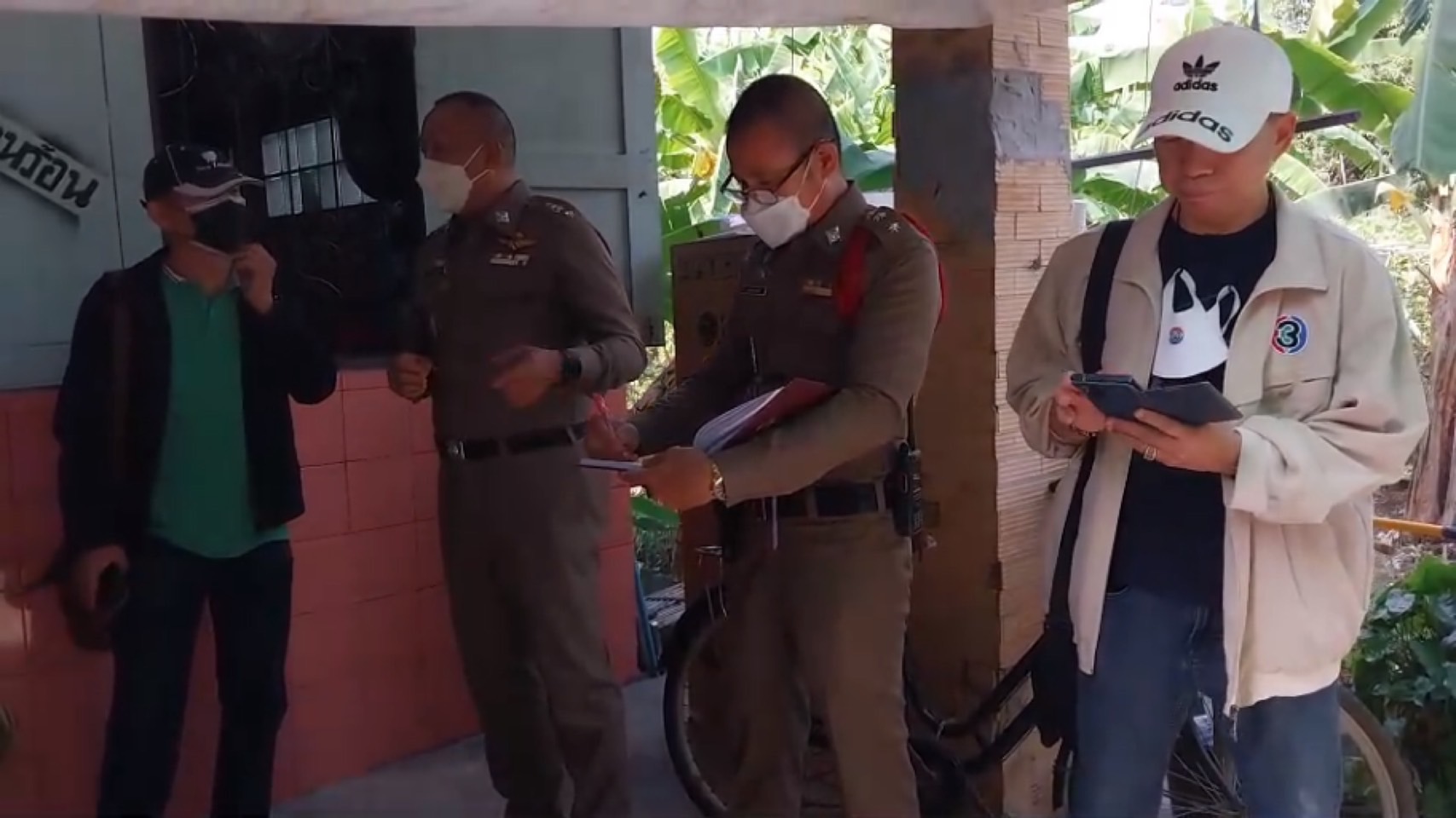 นนทบุรี รวบแล้ว ลุงพิการแขนลีบ ก่อเหตุข่มขืนเด็ก นร.หญิง ชั้นป.6
