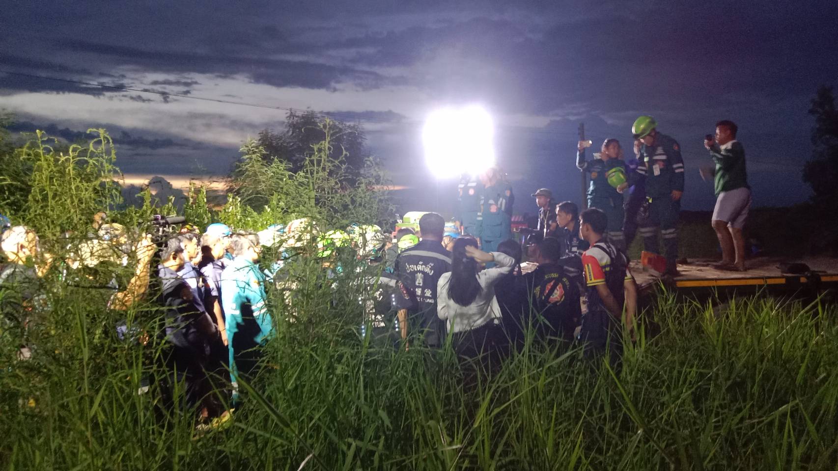 ผงะ!!แรงระเบิดทำห้องโดยสารปลิวหายกลางอากาศยังไร้แววพบตัวผู้โดยสาร