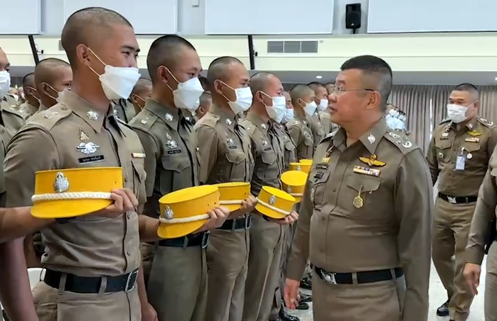 ผบ.ตร. นำนักเรียนนายร้อยตำรวจ ปลูกต้นไม้จิตอาสา ถวายเป็นพระราชกุศล 