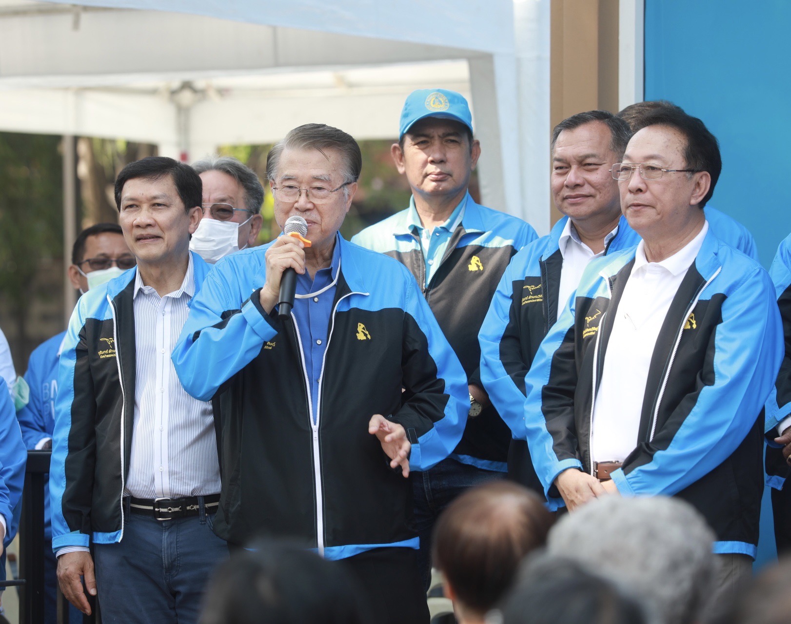 "บัญญัติ" ชี้  3-4 ปีการเมืองตกต่ำเกิดยุค "แจกกล้วย-เห็บ-งูเห่า" ยก "อเสวนา จ พาลานํ" เตือนสติคนกทม. ใช้บทเรียน เลือกคนดีเข้าสภา 