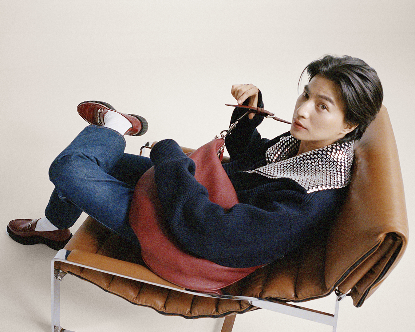 สุดเจ๋ง “กลัฟ คณาวุฒิ” หนึ่งเดียว ร่วมบิ๊กแคมเปญของ Gucci Men's Fall & Winter 2024 กับ นิตยสารดังระดับโลก