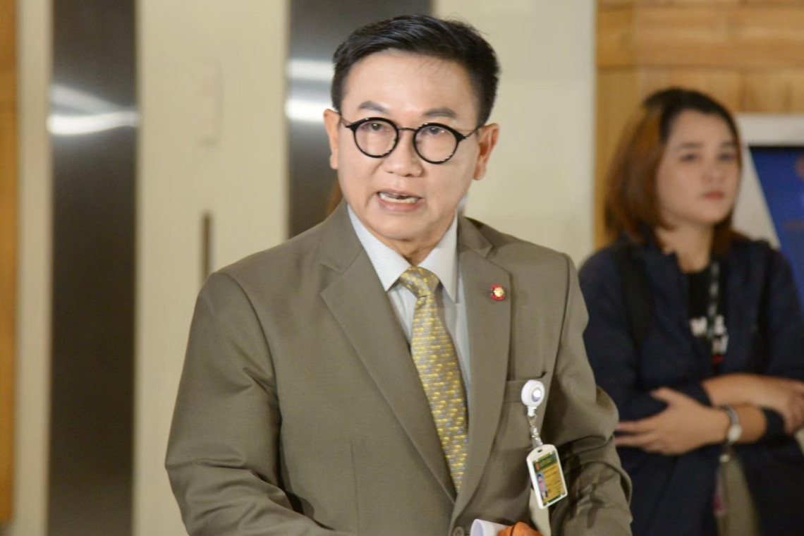 เอาจริง! “สว.ดิเรกฤทธิ์” ประกาศฟ้องทั้งยวง! ใครอยู่เบื้องหลังร้อง 40 สว.ปลอมลายเซ็น