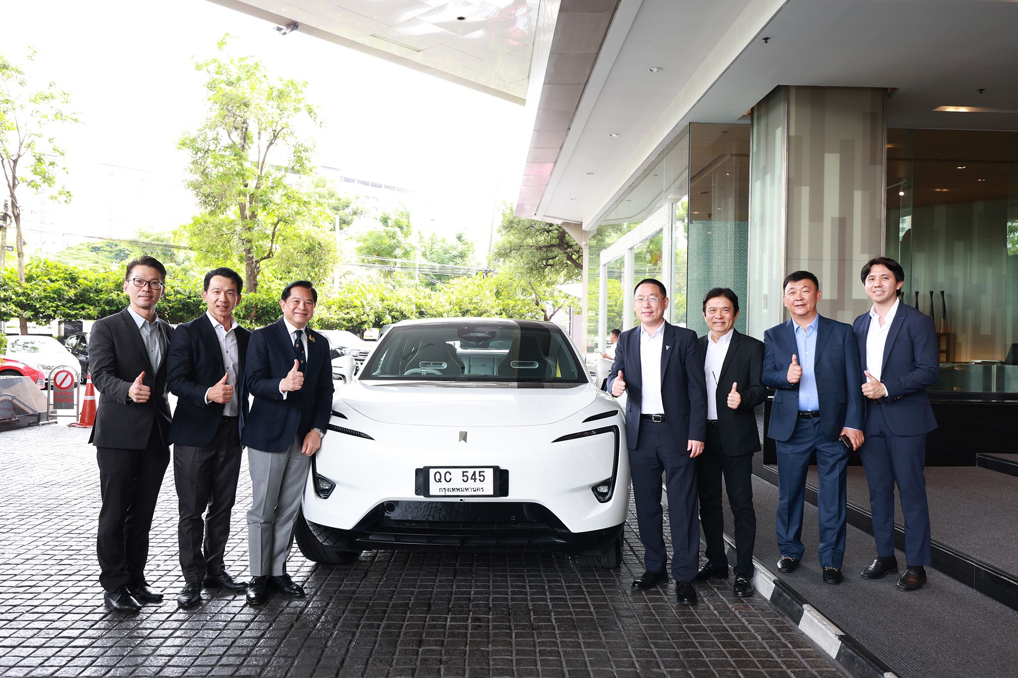 CHANGAN Thailand พบพีระพันธุ์ สาลีรัฐวิภาค รองนายกฯ และ รมว.พลังงาน หารือสนับสนุนยานยนต์พลังงานใหม่