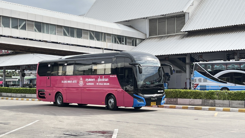 “BKS” ชวนใช้ขนส่งสาธารณะอย่างคุ้มค่า สมัครสมาชิก “BKS Member” ลดค่าโดยสาร 5% สะสมแต้มแลกของที่ระลึกฟรี