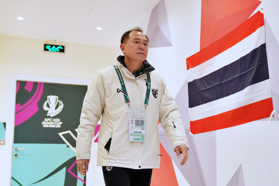 สมาคมบอลฯ ต่อสัญญา "ธวัชชัย ดำรงอ่องตระกูล" หัวหน้าผู้ฝึกสอนทีมชาติไทย U23 ถึงมหกรรมเอเชียนเกมส์ ครั้งที่ 20