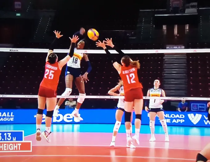 ทำเต็มที่! นักตบลูกยางสาวไทย พ่าย อิตาลี 3-0 เซต "VNL2022"