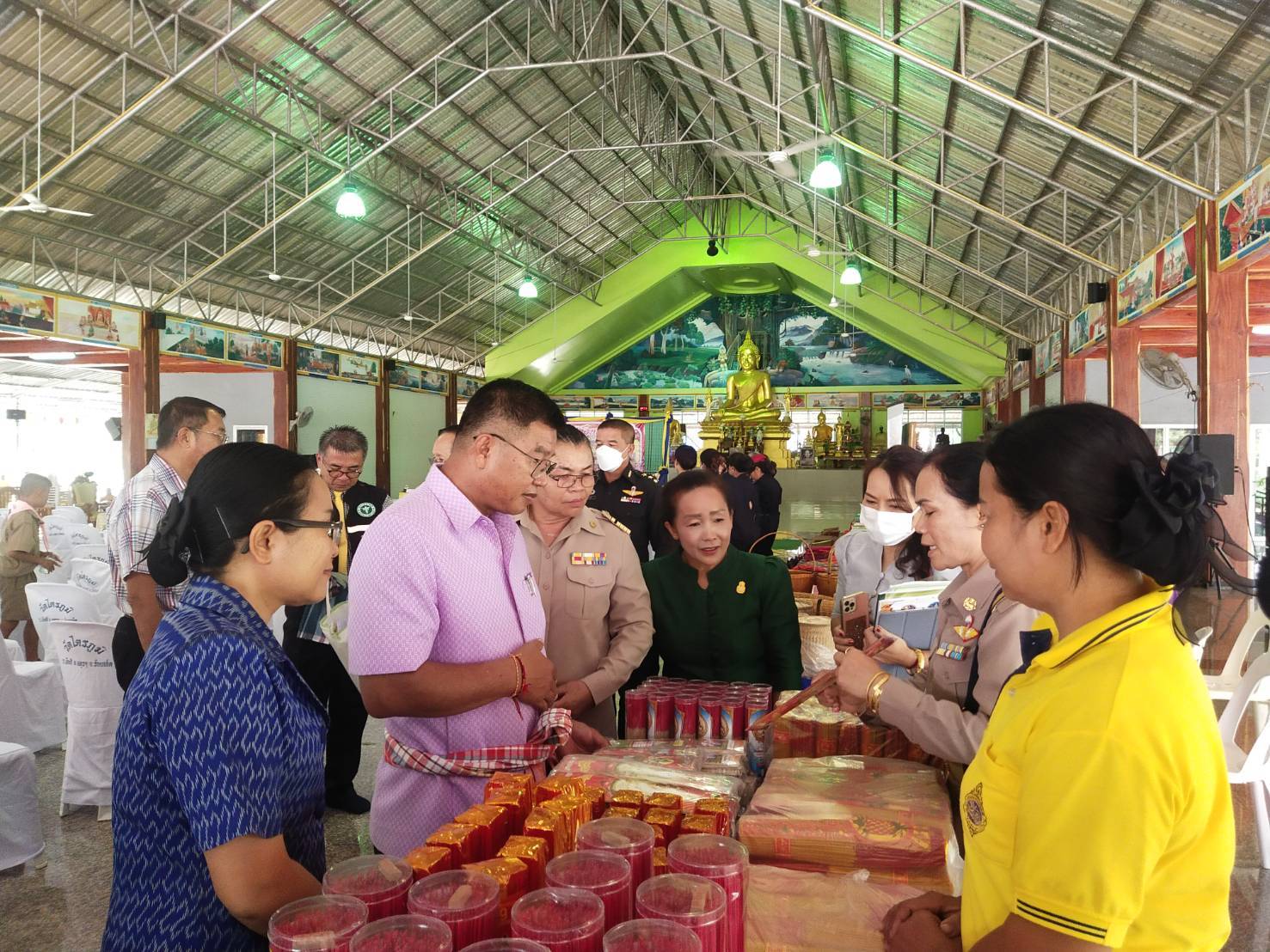 ร้อยเอ็ดลงพื้นที่ตรวจประเมินผลงานและคัดเลือกหมู่บ้านอยู่เย็นประจำปี 2566