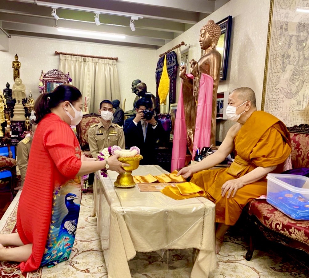 กราบถวายมุทิตาจิตสักการะ  สมเด็จพระมหารัชมงคลมุนี  เนื่องในโอกาสอายุวัฒนมงคล 69 ปี