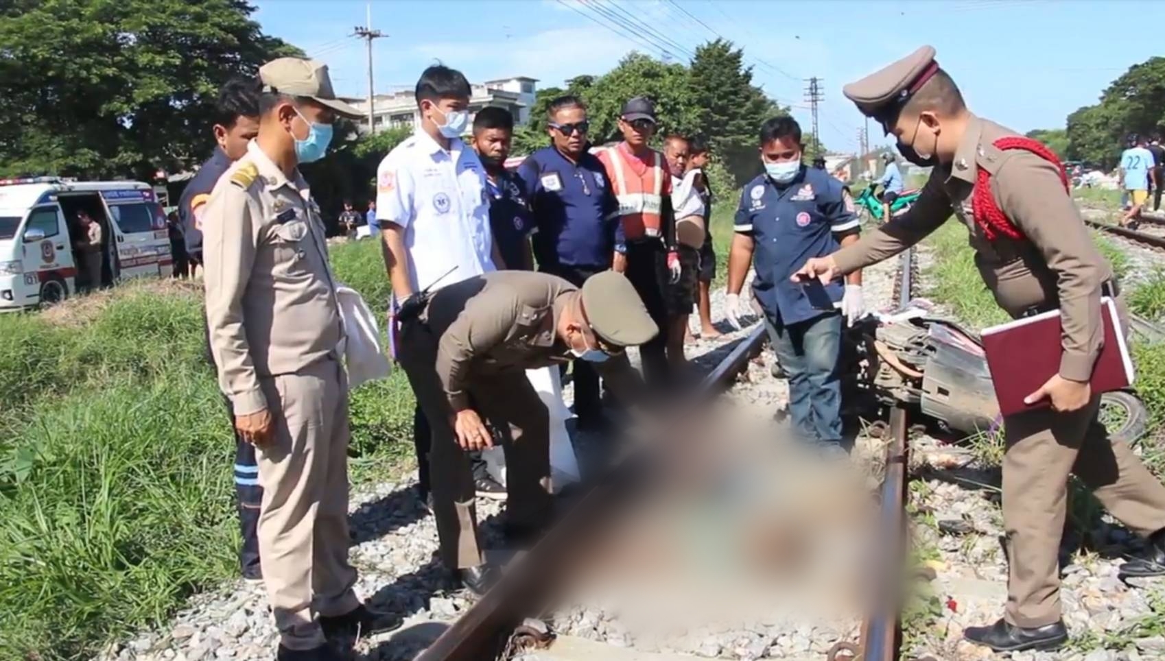อดีตทหารอากาศ นอกราชการ ขี่ จยย.ข้ามทางรถไฟถูกชนดับ