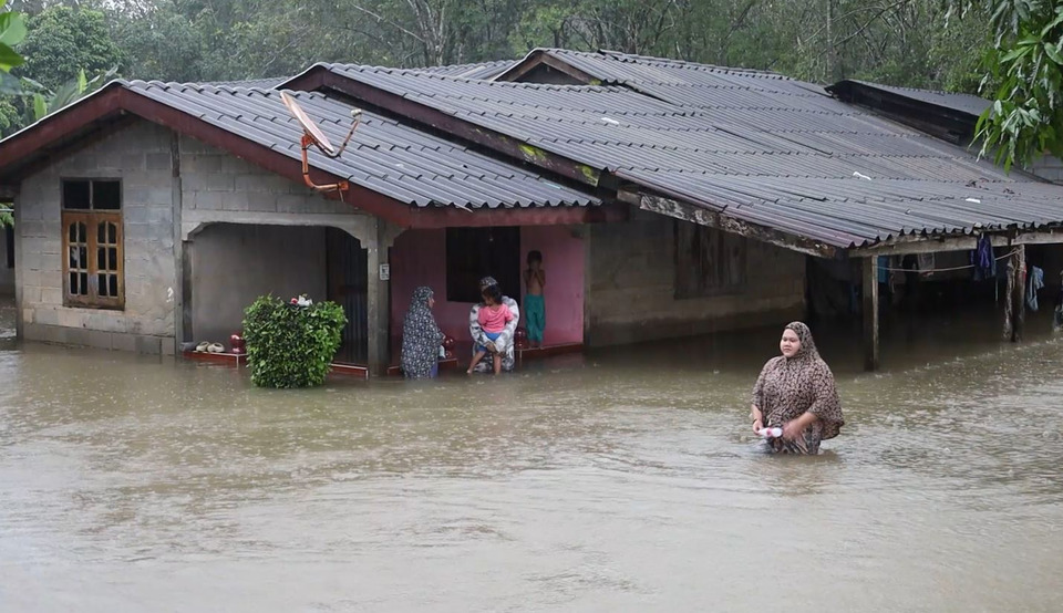 ปัตตานีประกาศพื้นที่ประสบภัยพิบัติ 12 อำเภอ เตรียมอพยพกลุ่มเปราะบางพร้อมเปิดศูนย์พักพิง 