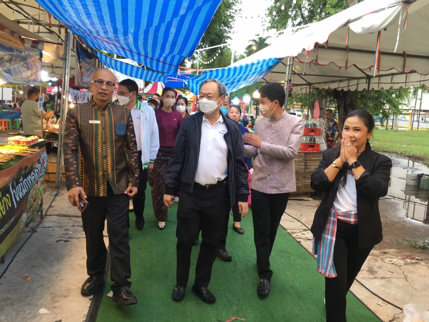 "สนธิรัตน์"  ลุยมหาสารคามคุยกลุ่มเกษตรกร ผุดไอเดียให้ปลูกข้าวหอมคุณภาพ สร้างแบรนด์ใหม่ 