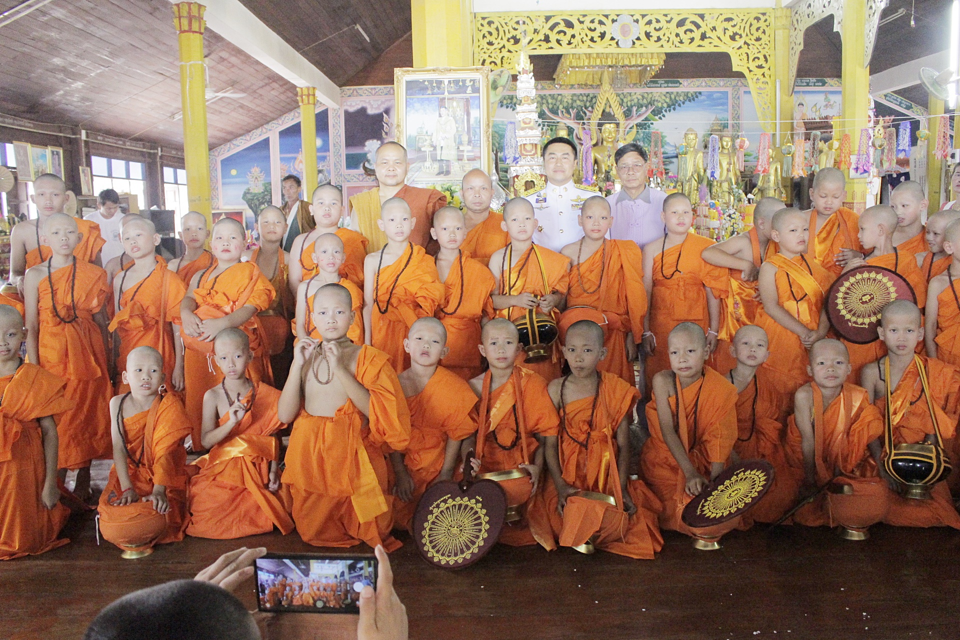 นายอำเภอปาย เป็นประธานในพิธีบรรพชาสามเณรประเพณีปอยส่างลอง 2567 วัดป่าขาม 