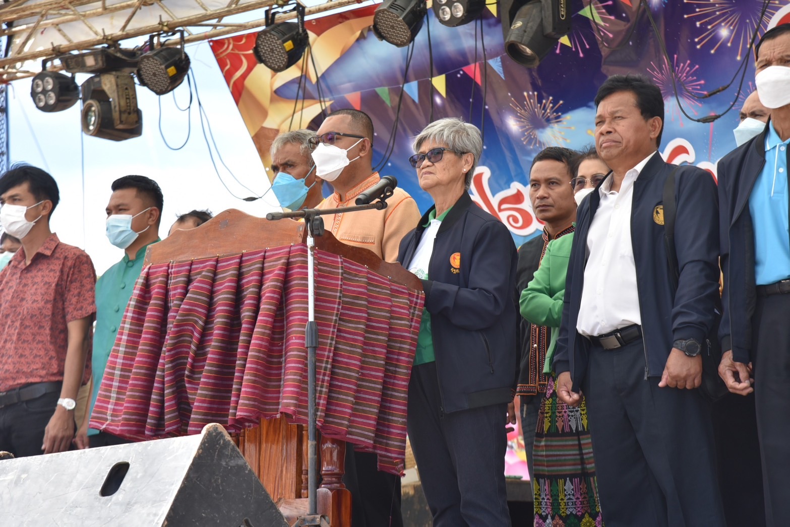 ส.ส.ศรีสะเกษเขต 8 เปิดงานประเพณีวัฒนธรรมสายน้ำลุ่มน้ำห้วยทับทันสานสัมพันธ์ศรีสะเกษ-สุรินทร์