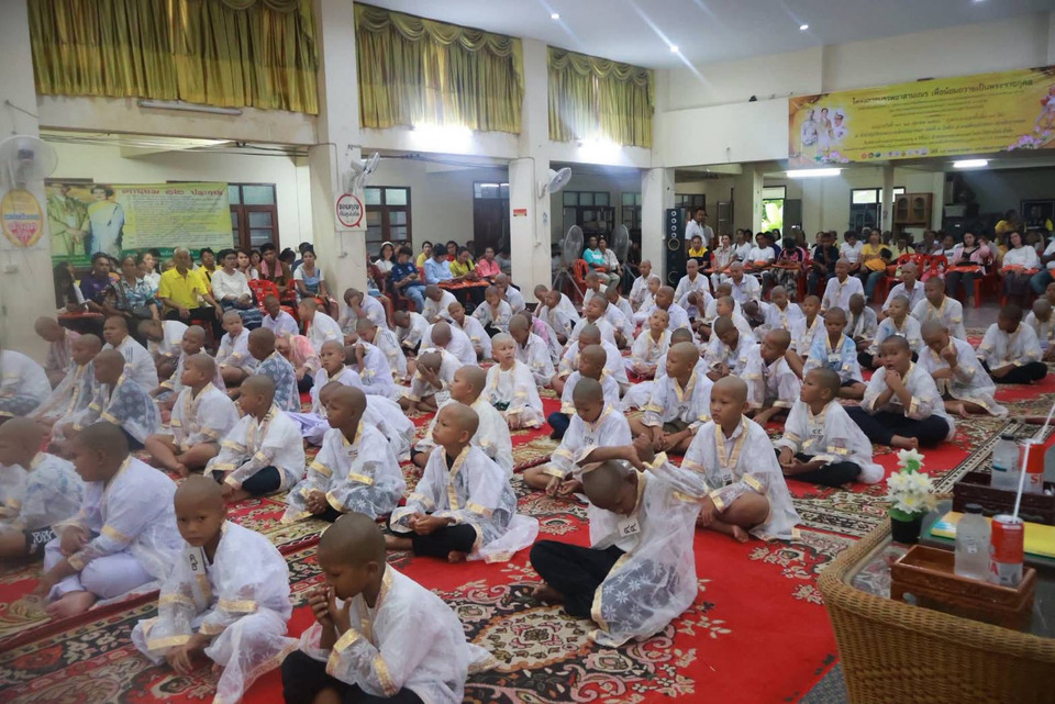 อ่างทองบรรพชาสามเณร 109 รูป น้อมถวายเป็นพระราชกุศล 2 มหาราช-เทิดพระเกียรติ ร.10 