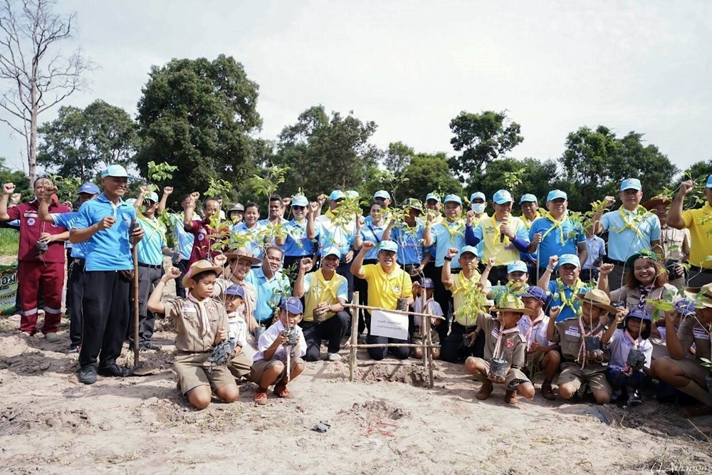 ศูนย์อำนวยการจิตอาสาพระราชทาน อำเภอมหาชนะชัย ปลูกต้นไม้เฉลิมพระเกียรติ