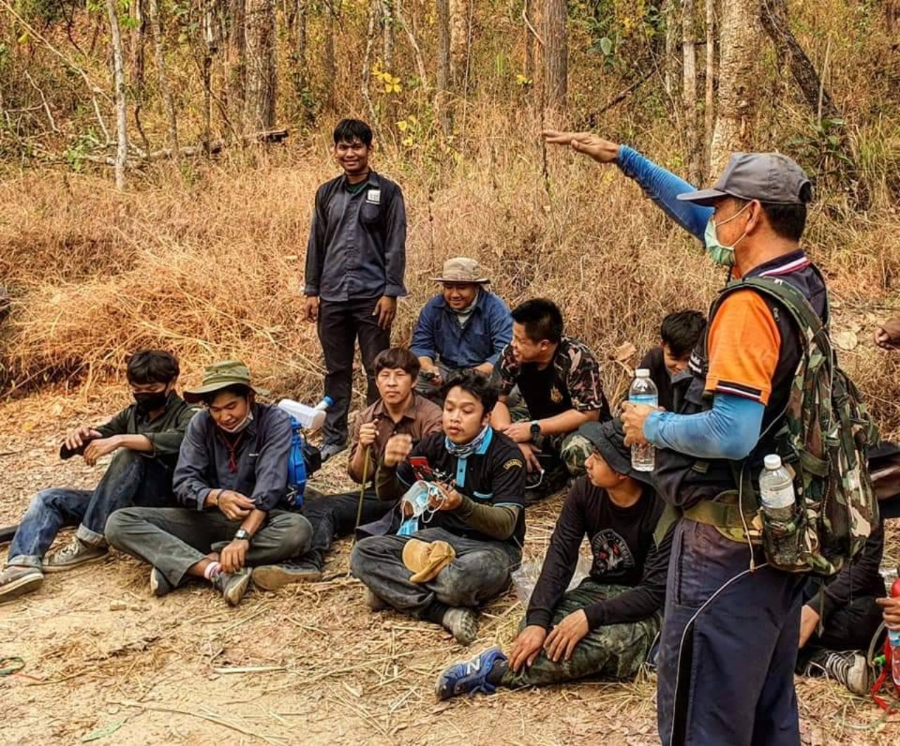 ไฟป่าในพื้นที่อุทยานแห่งชาติดอยสุเทพ-ปุย ลุกไหม้อย่างต่อเนื่องติดต่อกัน 5 วัน ยังไม่ดับ จนท.ปรับแผนสู้ไฟป่า