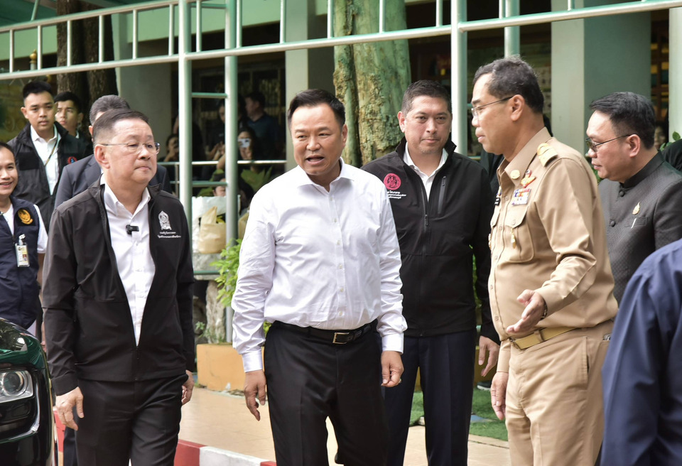 "รัฐบาล" เร่งเยียวยาผลกระทบเหตุกราดยิงในโรงเรียน ส่งทีม MCATT ดูแลครอบคลุม "ผู้บาดเจ็บ- ครอบครัว- นร." 