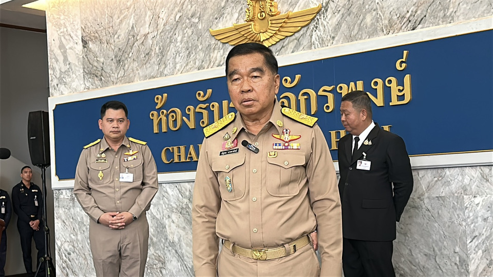 "บิ๊กเล็ก" ต่อสาย "เตีย เซรยฮา" ซัดทหารกัมพูชาไร้วินัยเผาป่า แนะสร้างรั้วถาวรบ้านคลองลึก-ทมอดา สกัดปะทะบานปลาย