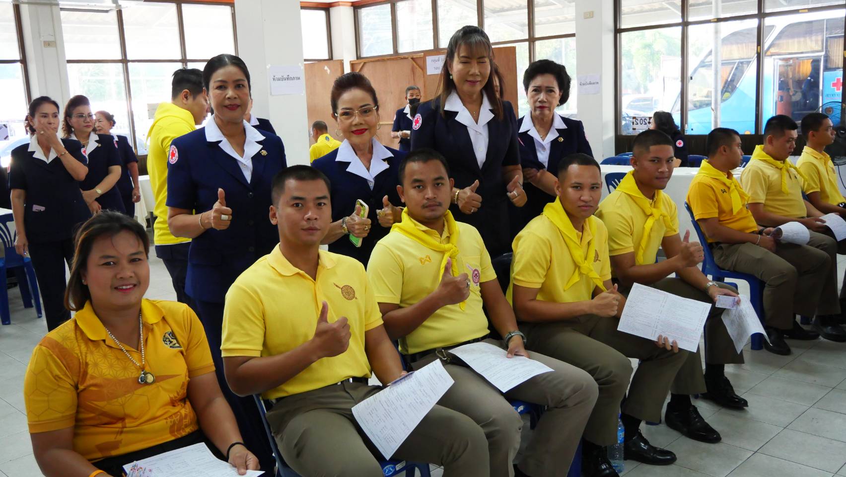 กิ่งกาชาด อ.บางละมุง ร่วมกับสภากาชาดไทย จัดโครงการบริจาคโลหิต เนื่องในวันพ่อแห่งชาติ