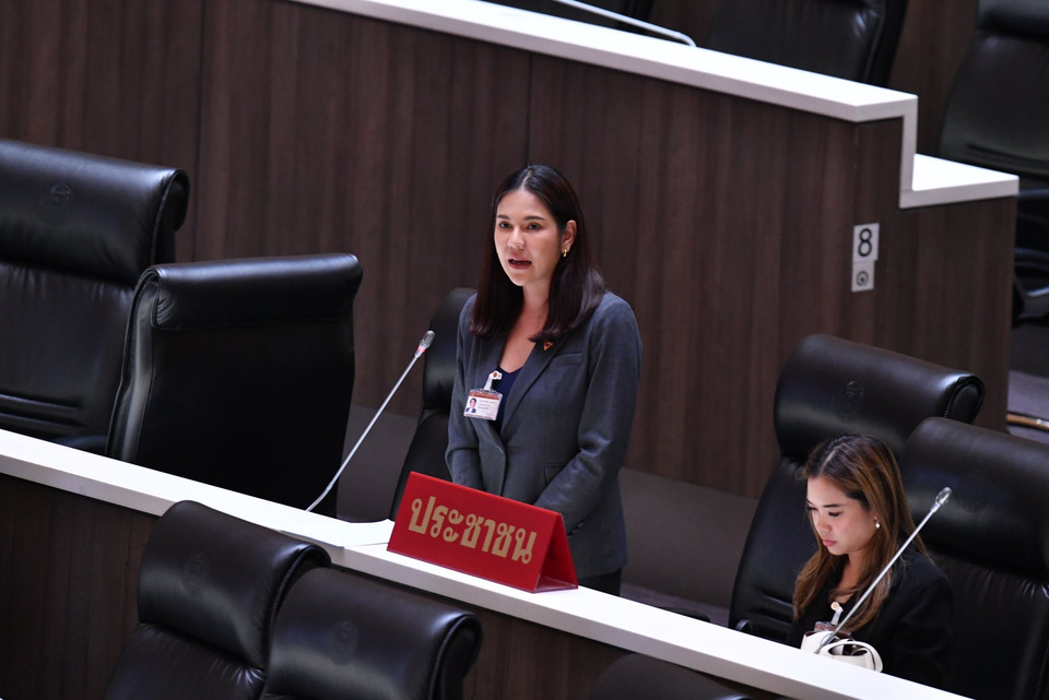 "หมิว สิริลภัส" อดีตสส.พรรคประชาชน โพสต์อำลาบทบาทผู้แทนกว่า  2 ปี มอบภารกิจ "ว่าที่ผู้สมัครคนใหม่" 