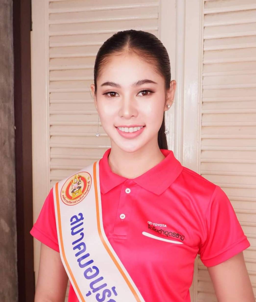 สมาคมอนุรักษ์และพัฒนาควายไทย ส่งน้อง “พิมดาว” สาวงามจาก อ.เพ็ญ จ.อุดรธานี เข้าประกวดธิดาผ้าหมี่ - ขิด ลิ่วรอบ 30 คน 