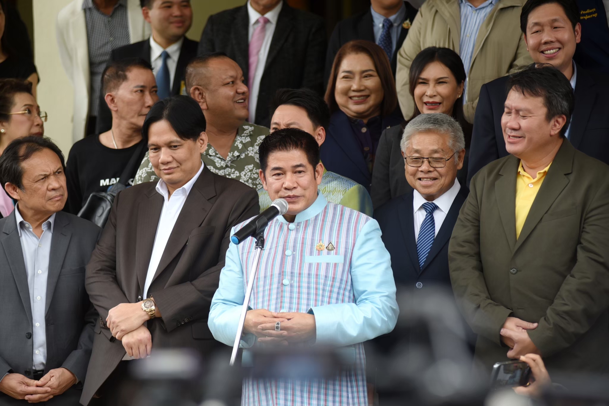 "พรรคกล้าธรรม"เปิดตำแหน่งรับ"20 สส."หลังพ้นพปชร."ไผ่ ลิกค์"นั่งเลขาฯพรรค เตรียมเปิดตัวก่อนปีใหม่