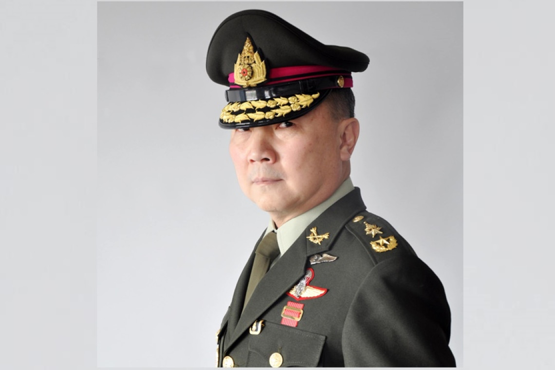 "หมอเหรียญทอง" ประกาศลงสมัคร สว. เพื่อความมั่นคงของชาติ แก้ปัญหาสังคมที่อ่อนแอลงไปเรื่อยๆ