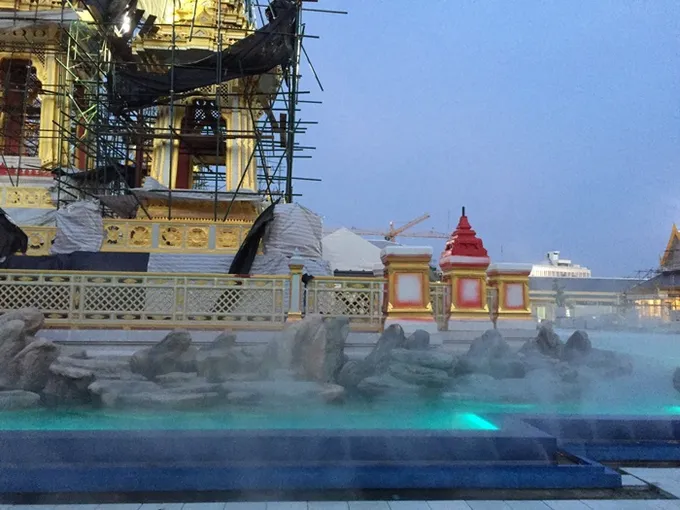 ทดลองไอหมอกสระอโนดาตพระเมรุมาศ