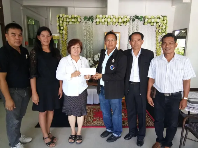 สหกรณ์เมืองคอน ร่วมใจบริจาคเงิน สิ่งของอุปโภคบริโภค ช่วยผู้ประสบอุทกภัยชาวอีสาน