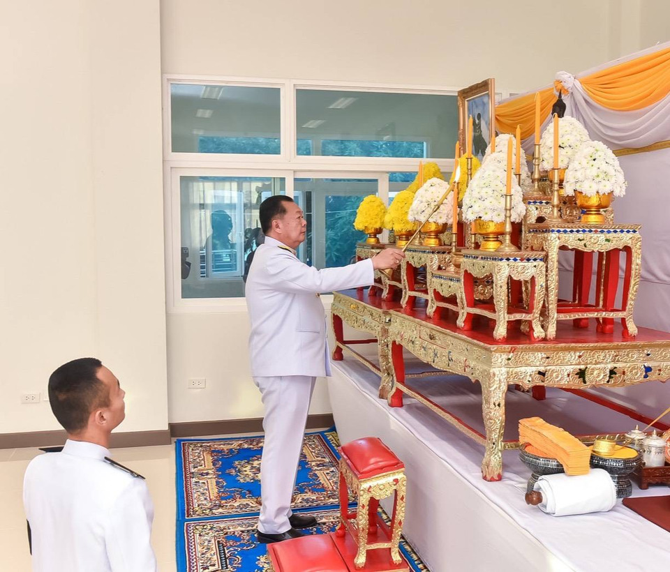 ศรีสะเกษ จัดพิธีวันสมเด็จพระเจ้าตากสินมหาราช น้อมรำลึกวีรบุรุษไทย