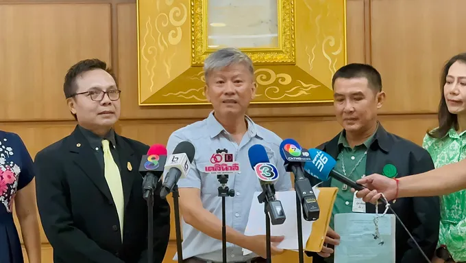  "ผู้สมัคร ตกรอบ-บัญชีสำรอง" แห่ร้องกระบวนการเลือกสว. จี้สอบชุดโพยตัวเลขมหัศจรรย์ ซัด "กกต." รู้ว่ามีทุจริต แต่จับไม่ได้ 