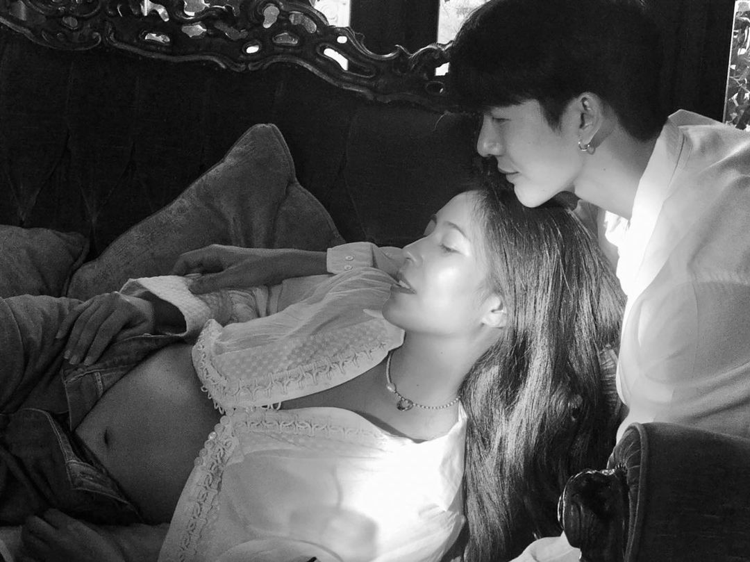 ว่าที่คุณแม่สวยมาก!! "จุ๋ย วรัทยา" โพสต์ขอบคุณทุกคนยินดีกับครอบครัวเรา พร้อมโชว์ท้องลูกน้อย 
