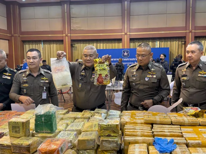 ตำรวจ ปส.จัดเต็มเดือนแรกจับเครือข่ายยาเสพติดรายสำคัญยาบ้ากว่า 12 ล้าน-ไอซ์1.3 ตัน ยึดทรัพย์ 90 ล.