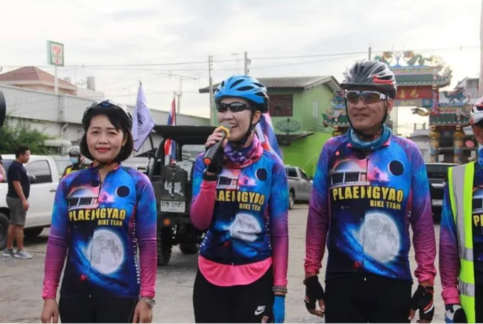 'นายอำเภอแปลงยาว' ปล่อยขบวนสมาคมปั่นจักรยานแปลงยาว พร้อมปั่นนำขบวนตลอดเส้นทาง      
