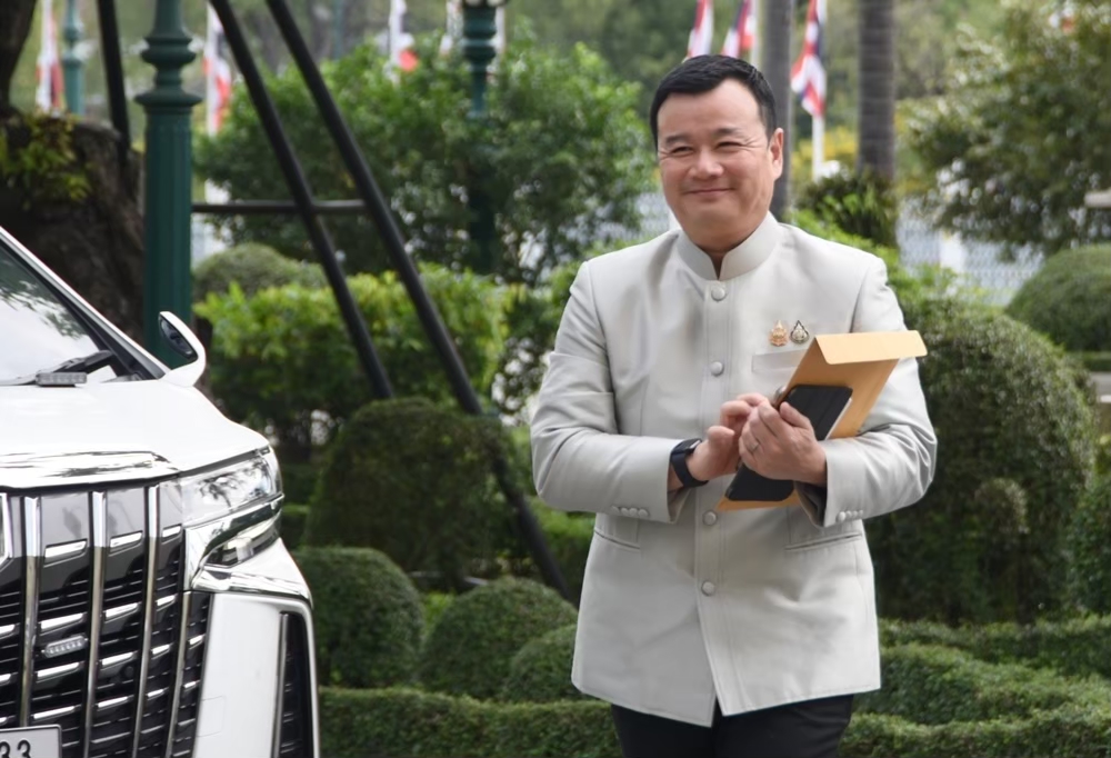 "สรวงศ์" มั่นใจ "ครม.ใหม่" ทำงานได้  ย้ำไร้แรงกระเพื่อมใน " พท.-พรรคร่วมรบ."  ปมคลิปเสียงนายกฯ อยู่ที่อำนาจศาลรธน. 