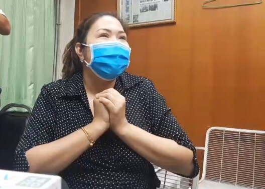 'ป้าอุ้มหมาด่ากราด'ขอโทษสังคม ตำรวจสั่งปรับ1,000ปล่อยตัว
