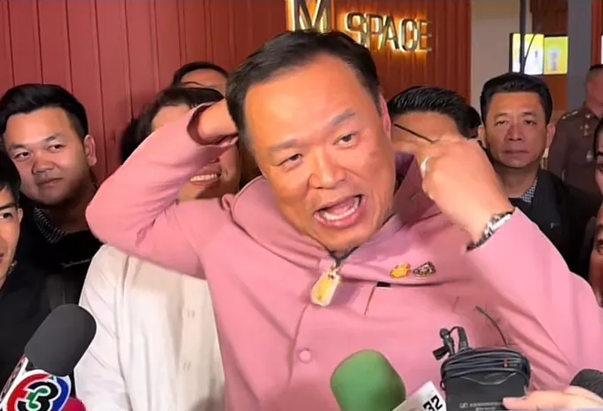 "นายกฯอนุทิน" ก็มี!  "เหรียญเหนือดวง"  หลวงพ่อโชติ  ชูซอฟต์พาวเวอร์ไทย