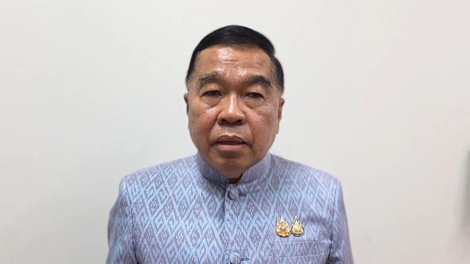 “บิ๊กเล็ก​” ชี้ เหตุปล้นทอง​ สุไหง-โกลก​ อาศัยจังหวะเปลี่ยนตัว มทภ.4 ยัน​ไม่มีเกียร์ว่าง​ รับ​ ทอง​ 600 บาทส่งประเทศเพื่อนบ้านแล้ว​