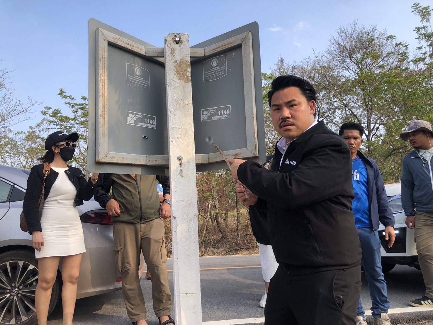 กาฬสินธุ์ "กัน จอมพลัง" ลุยช่วยหญิงถูกพระดังข่มขู่ ถ่ายคลิปประจาน